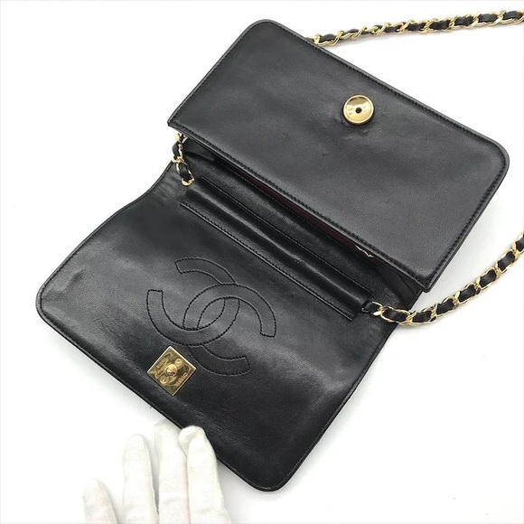 Authentic CHANEL single flap classic black lambskin 24k gold shoulder bag - Picture 5 of 13